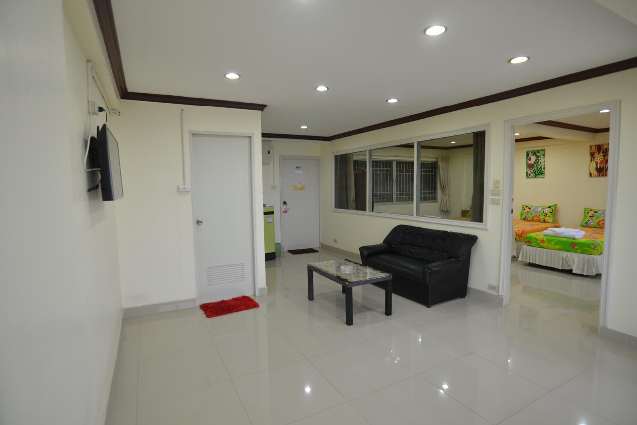 Ostello Cozy Loft Pattaya Esterno foto