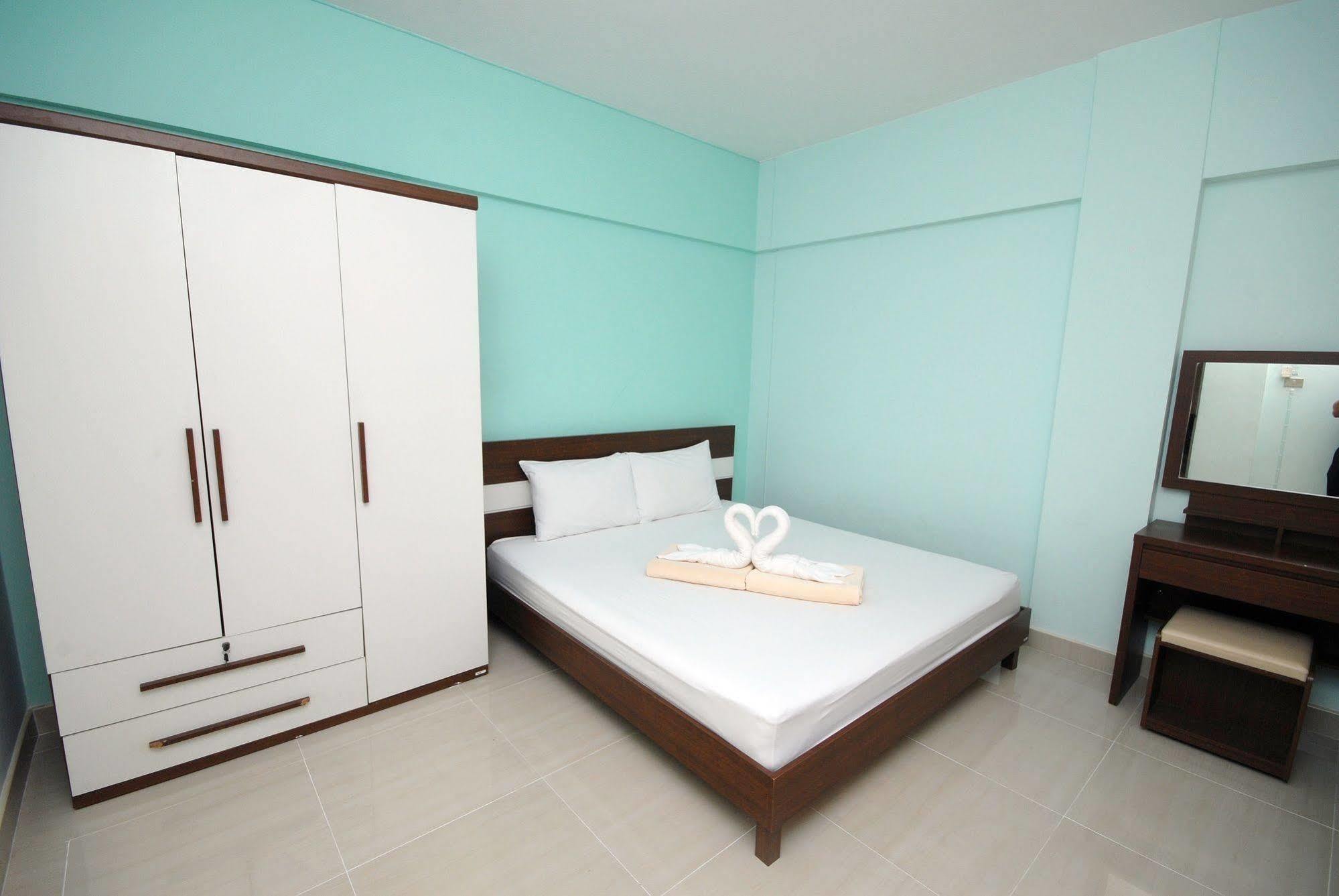Ostello Cozy Loft Pattaya Esterno foto